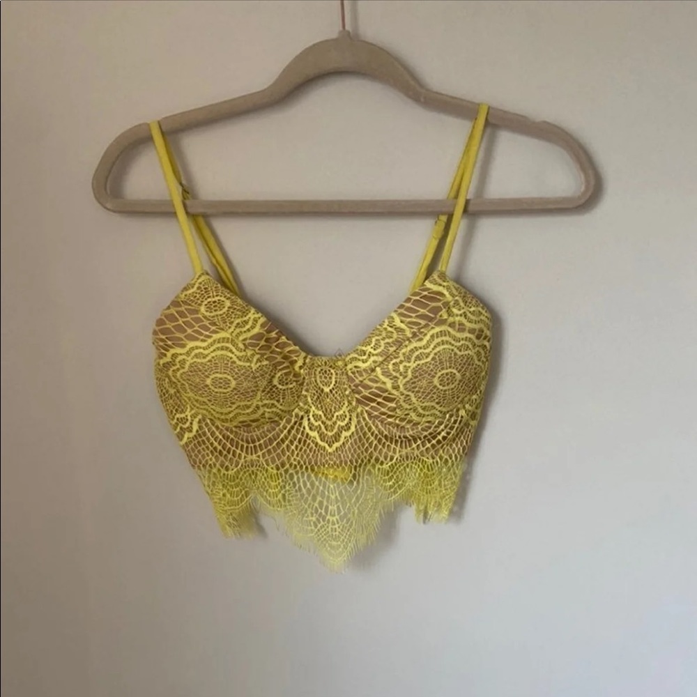 Yellow lace cropped top